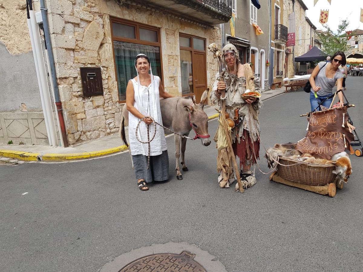 Gite Equestre Domaine Des Crins - Monpazier Capdrot Экстерьер фото